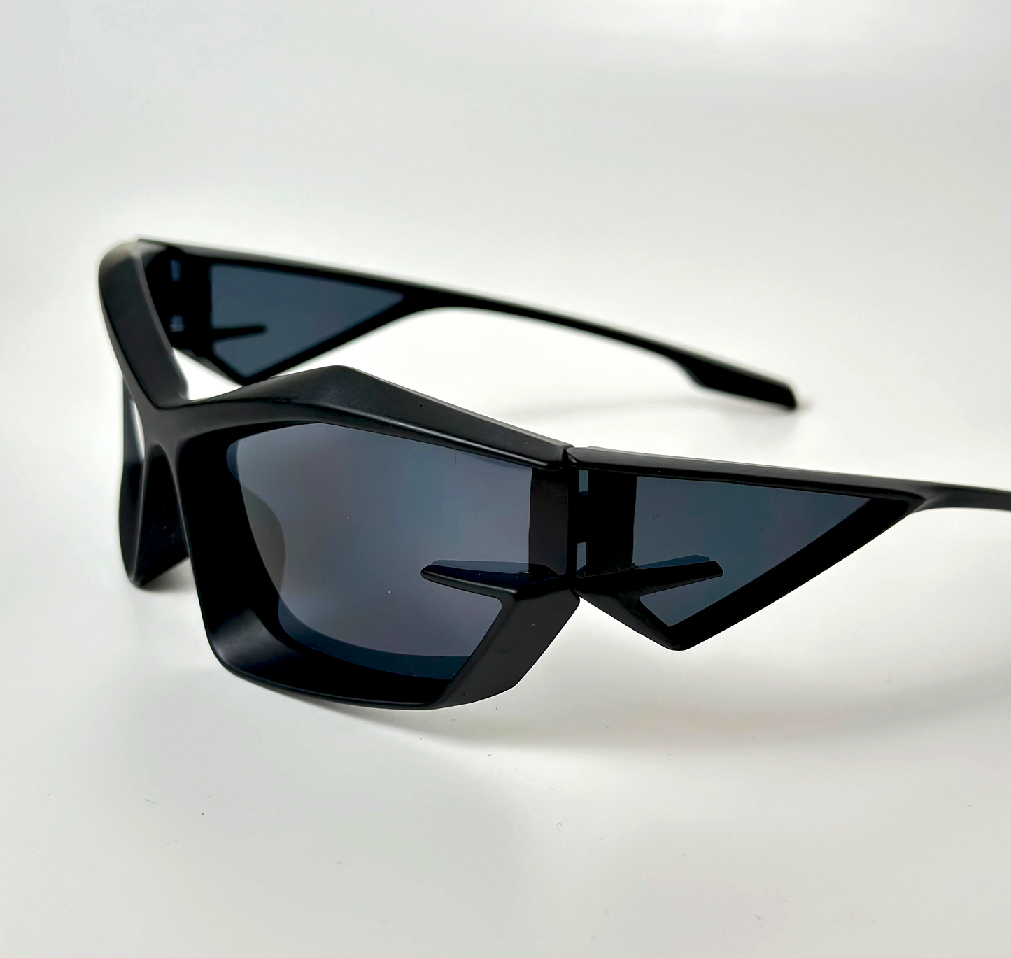 Metro Prism Black Sunglasses